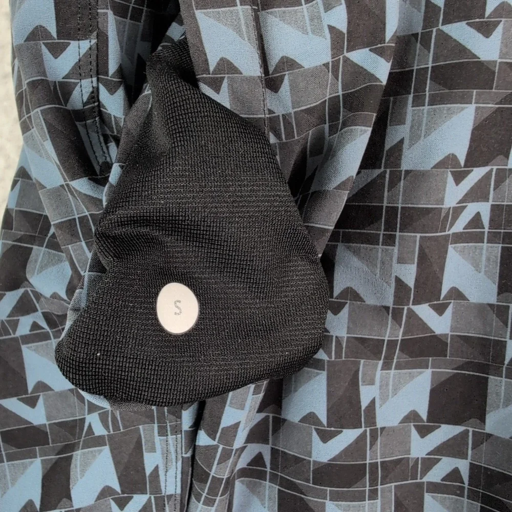 Lululemon T.H.E. Short Men's Small Luxtreme Lined 9